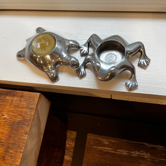 Restoration Hardware Frog & Turtle Aluminum Chrome Tea Light Candle Holders - Picture 4 of 7